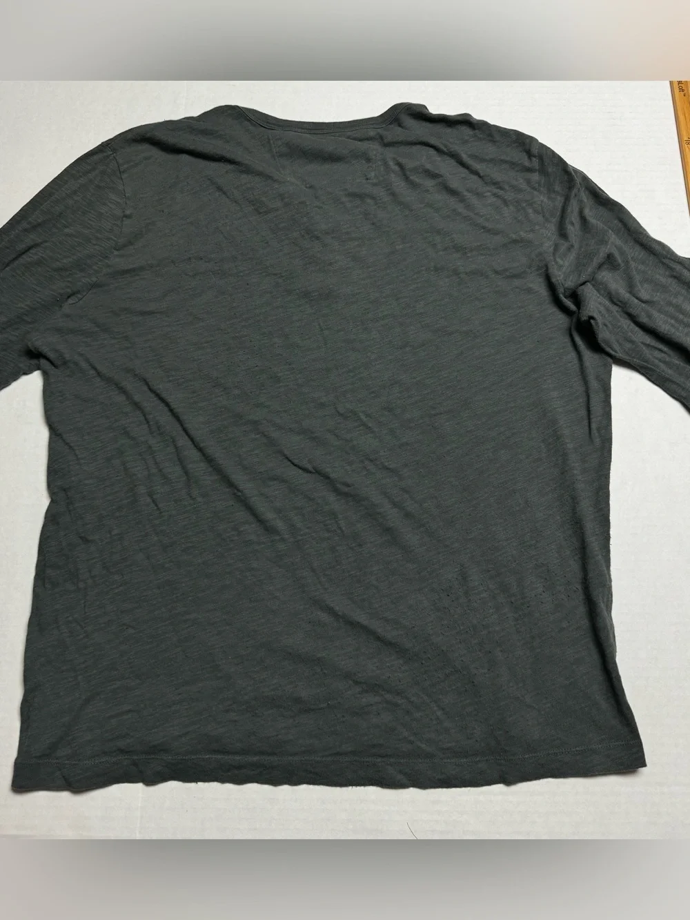 Banana Republic Vintage Tee Long Sleeve Henley In Dusty Olive (Green) Size: L